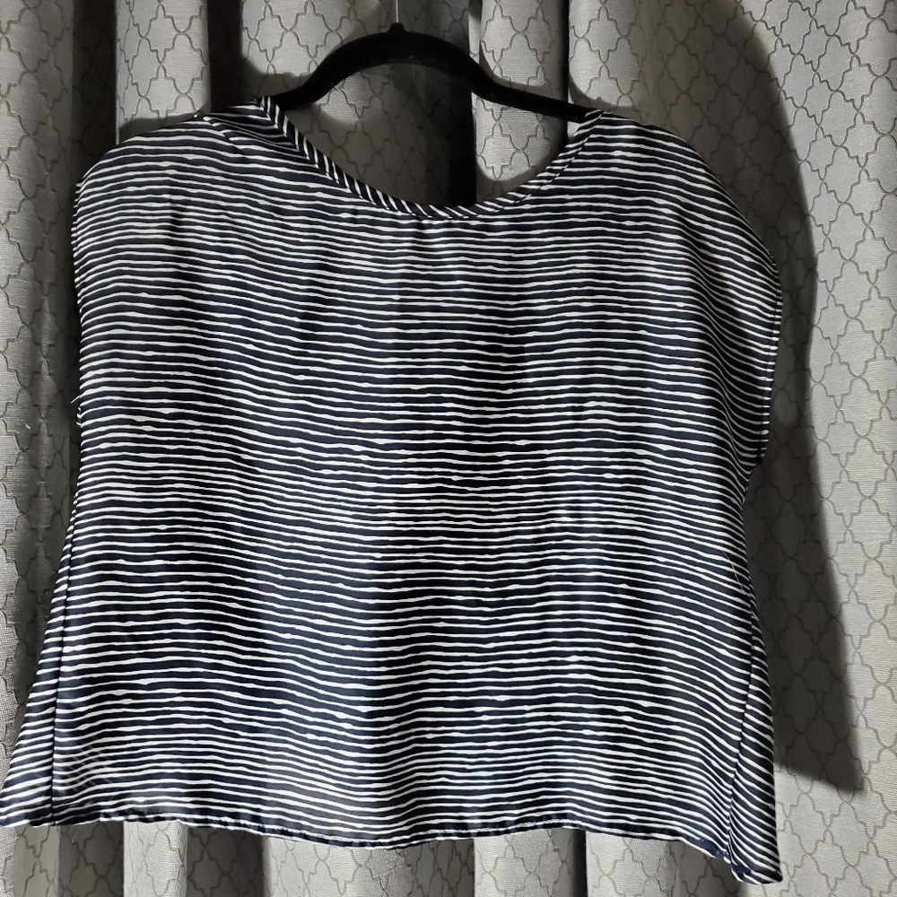 RUMOR Short Sleeve  Top